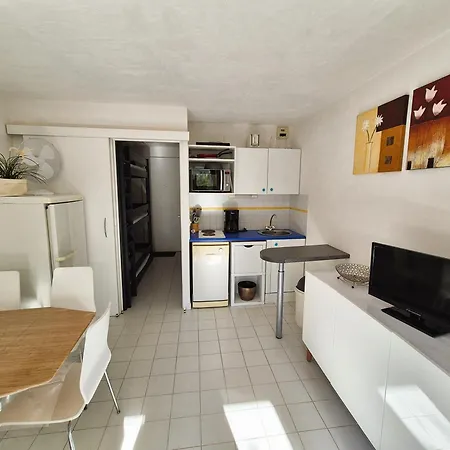 150 M Plage, Domaine Prive Avec Piscine סיס-פור-לה-פלאז'